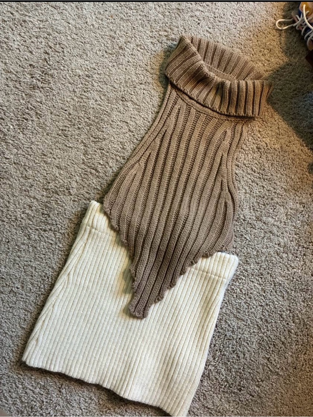 Windsor Tan and Cream Ribbed Colorblock Turtleneck Sweater Vest